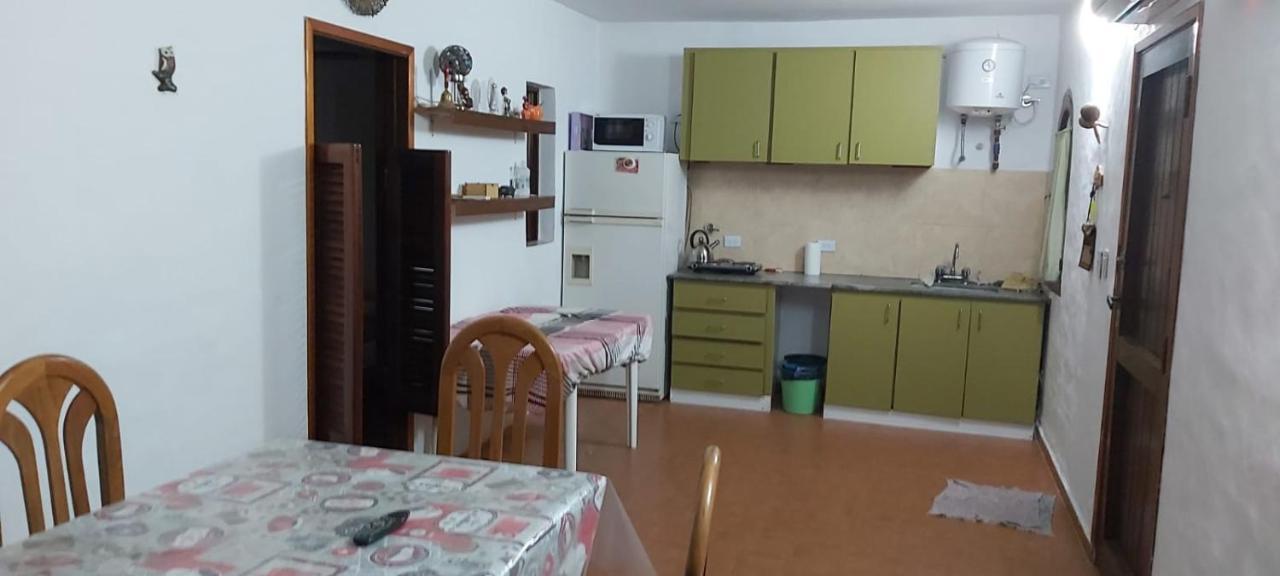 Departamentos Carlos Paz Bajada Al Lago 维拉卡洛斯帕兹 外观 照片