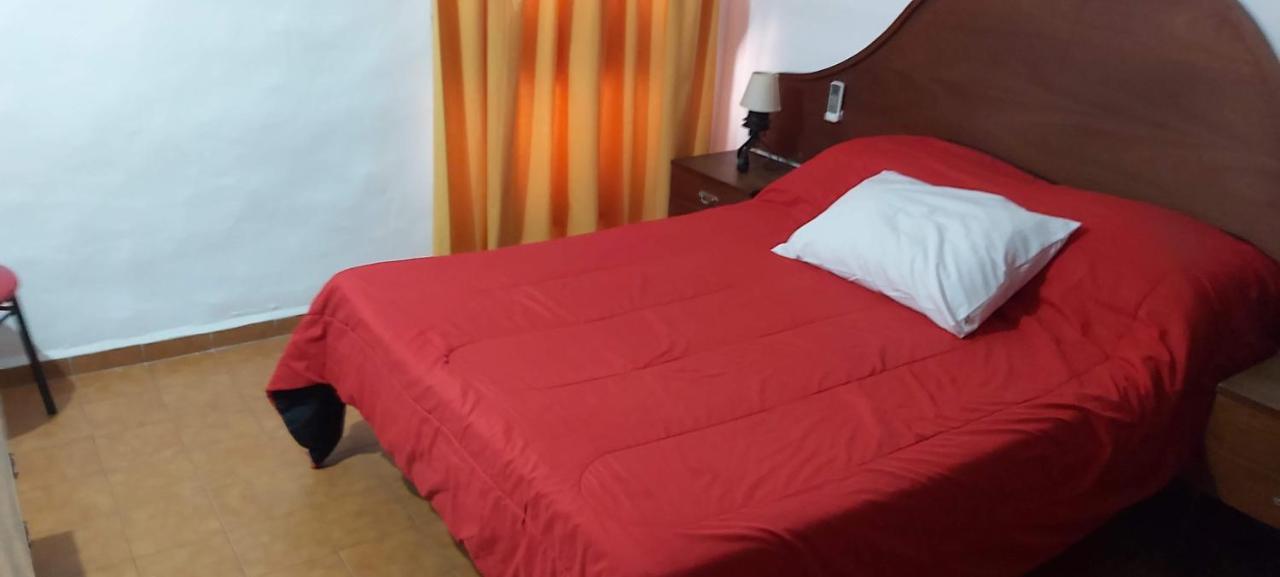 Departamentos Carlos Paz Bajada Al Lago 维拉卡洛斯帕兹 外观 照片