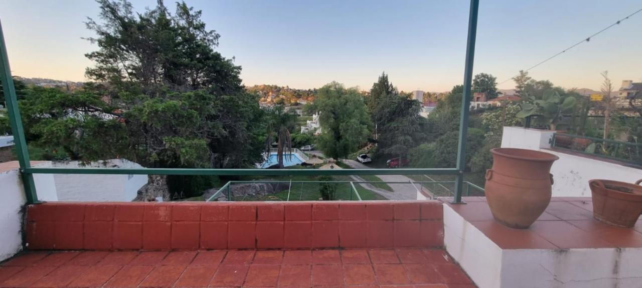 Departamentos Carlos Paz Bajada Al Lago 维拉卡洛斯帕兹 外观 照片