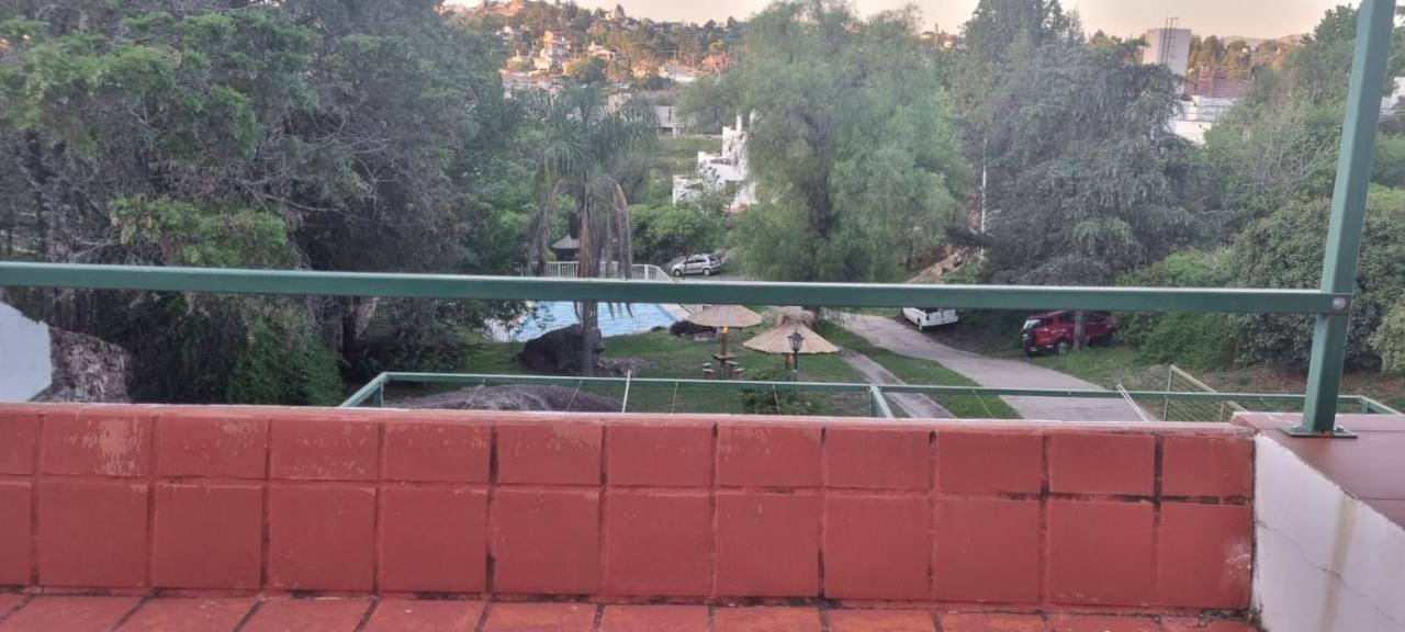 Departamentos Carlos Paz Bajada Al Lago 维拉卡洛斯帕兹 外观 照片