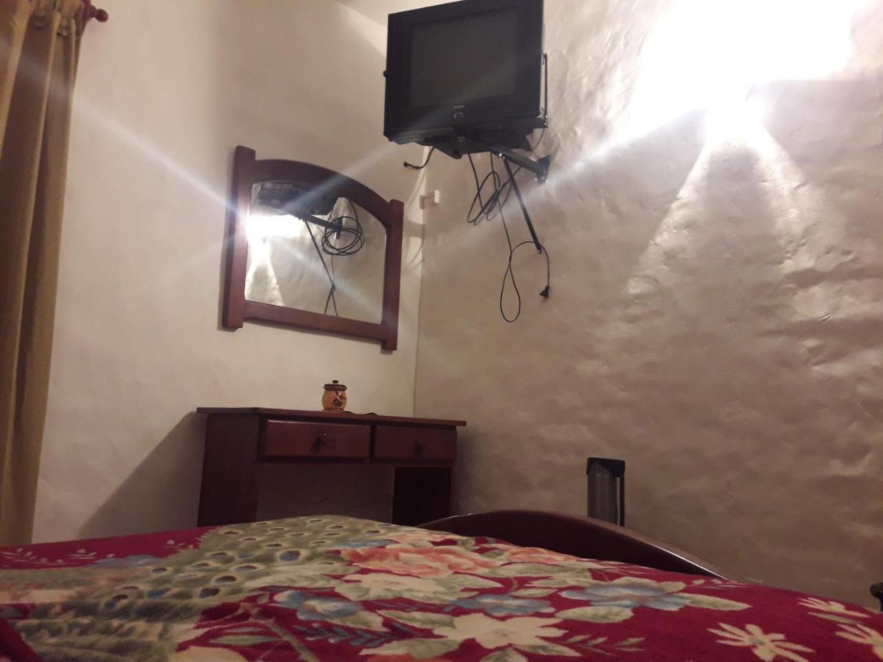 Departamentos Carlos Paz Bajada Al Lago 维拉卡洛斯帕兹 外观 照片