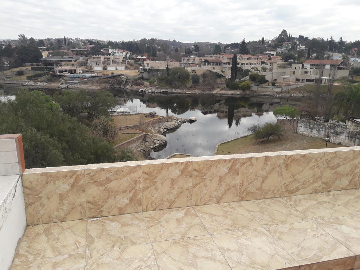 Departamentos Carlos Paz Bajada Al Lago 维拉卡洛斯帕兹 外观 照片