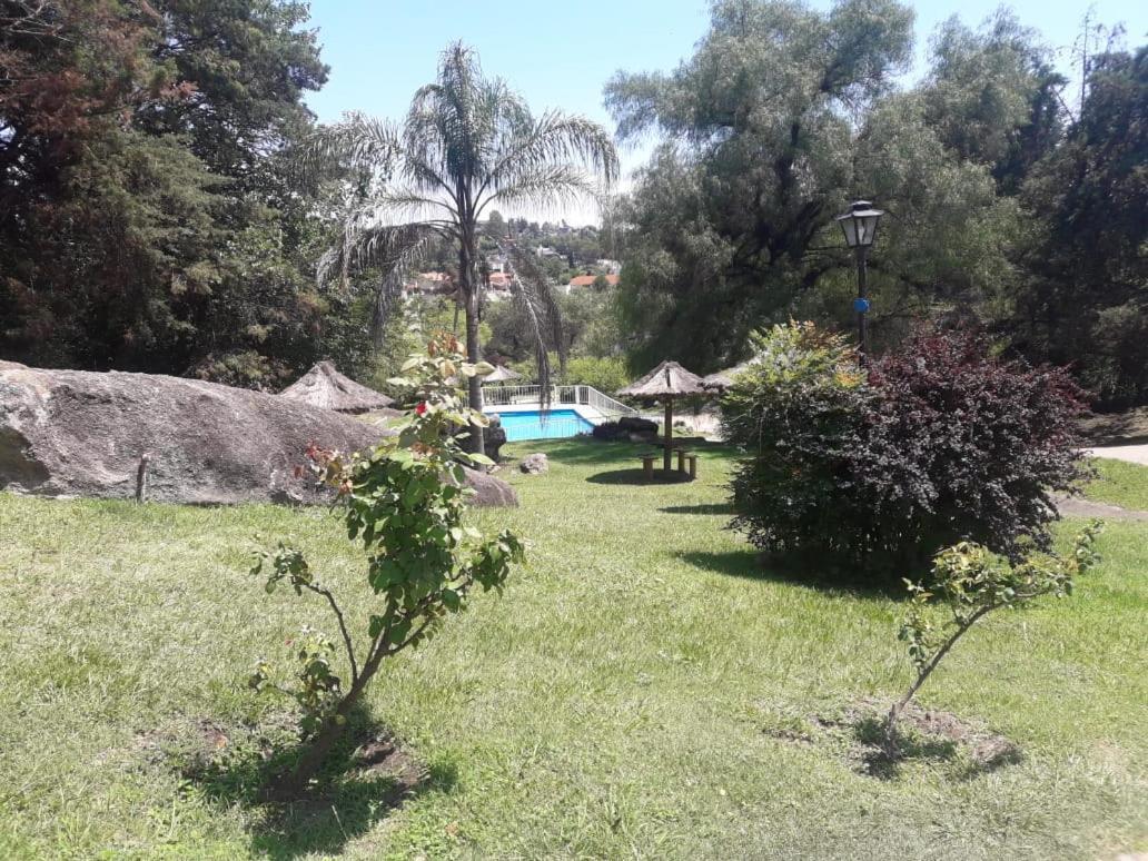 Departamentos Carlos Paz Bajada Al Lago 维拉卡洛斯帕兹 外观 照片