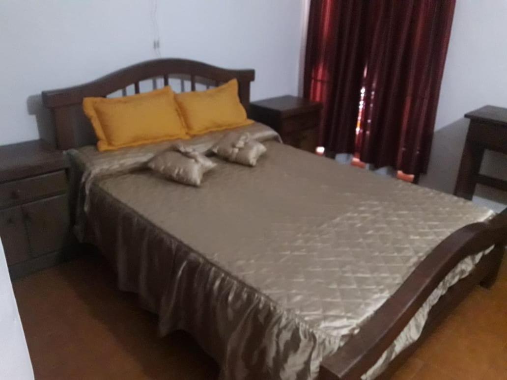 Departamentos Carlos Paz Bajada Al Lago 维拉卡洛斯帕兹 外观 照片