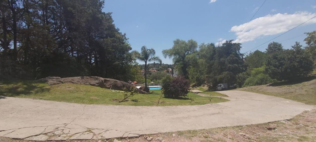 Departamentos Carlos Paz Bajada Al Lago 维拉卡洛斯帕兹 外观 照片